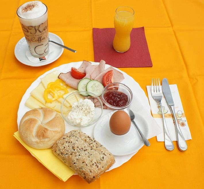 Hotel Bergkristall Schwarzenberg am Bohmerwald エクステリア 写真