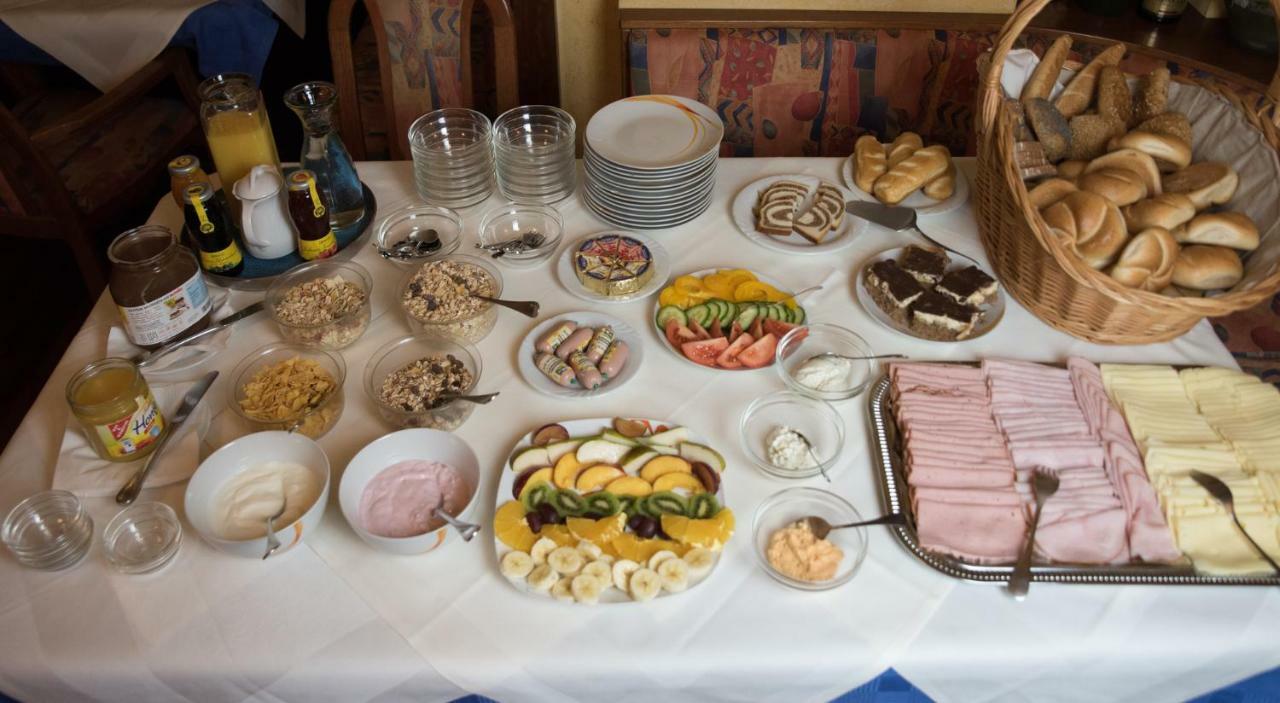 Hotel Bergkristall Schwarzenberg am Bohmerwald エクステリア 写真